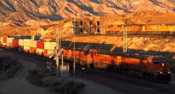 Logistique mondiale du transport ferroviaire de marchandises de Chine au Canada rapide et rapide